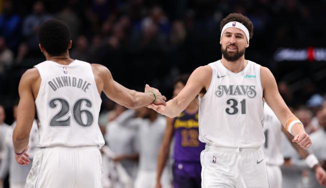 南玉昆在前 南玉昆在前